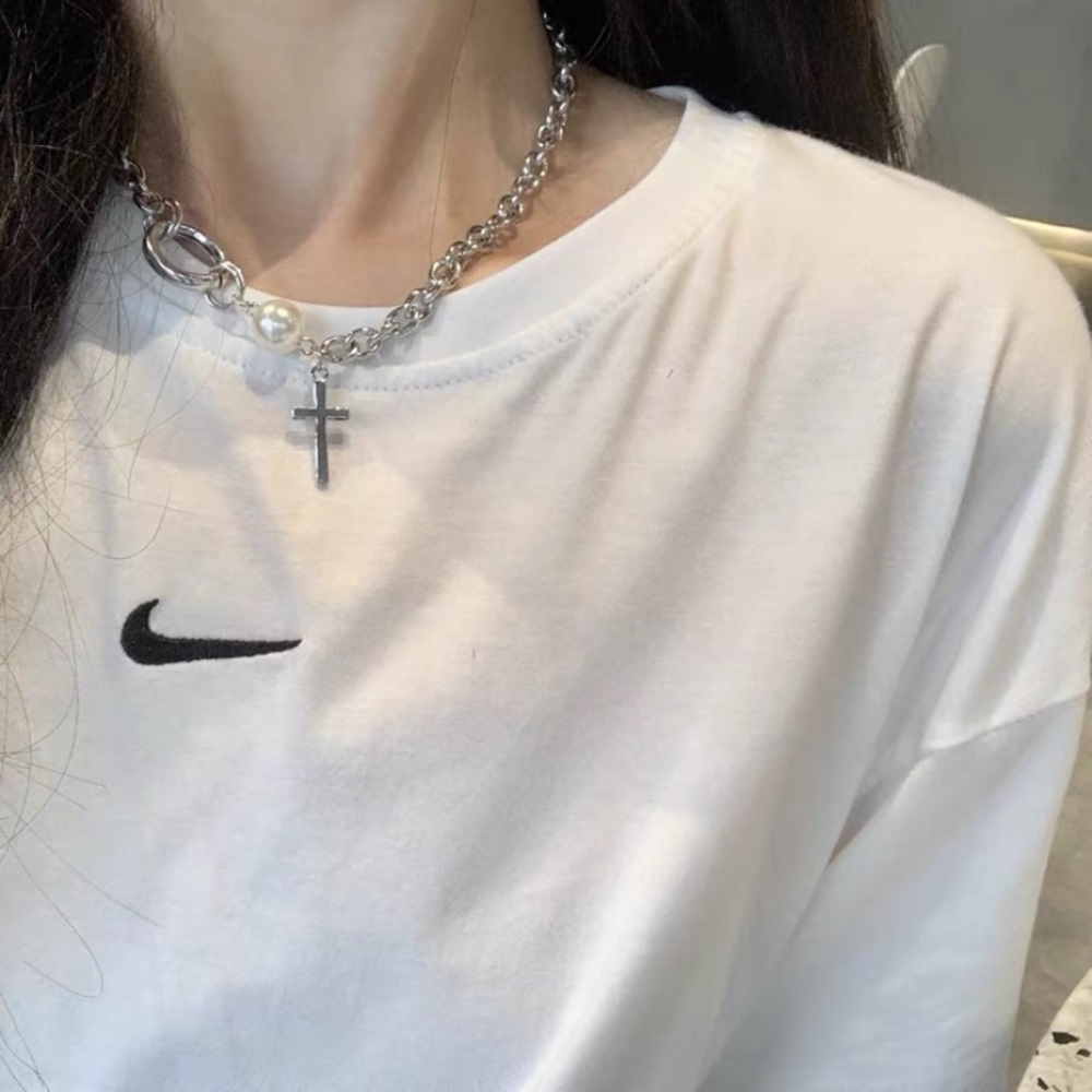 Cross Pearl Silver Chain Necklace - Picture 4 of 11
